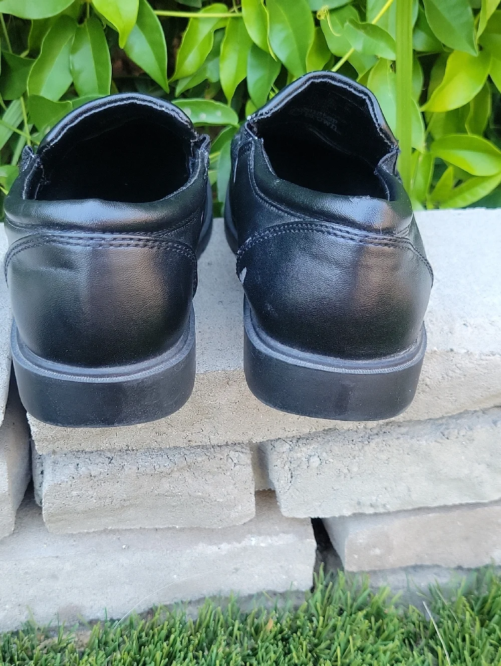 Buster Brown Kids Black Cushioned Dress Shoes  4